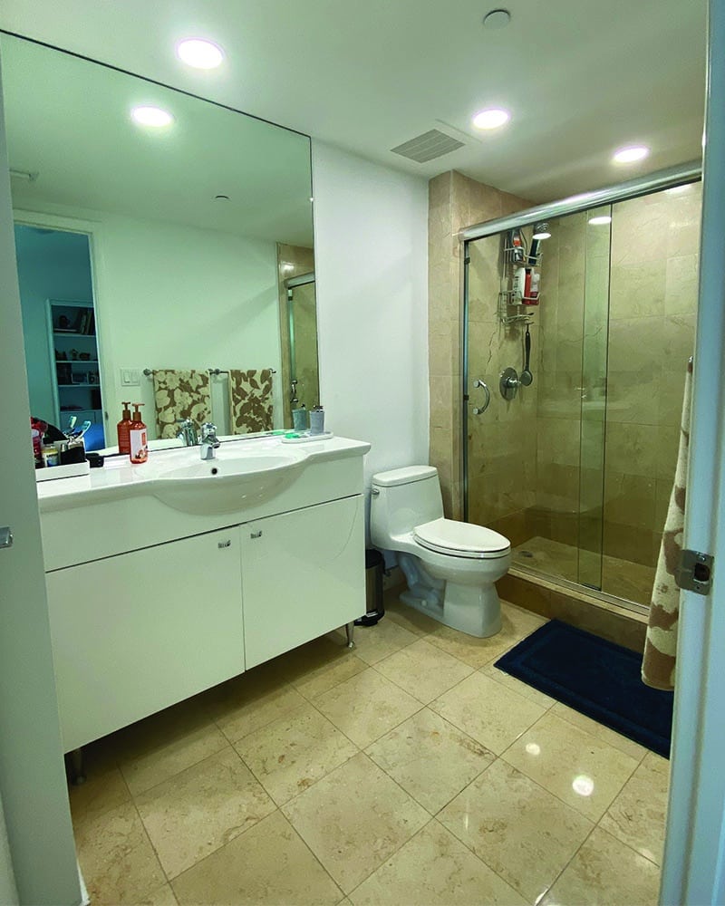 Untitled-2_0003_beach before 5 Modular Business Office - view of the front porch with wooden roof, designed by Beatrice Leupold